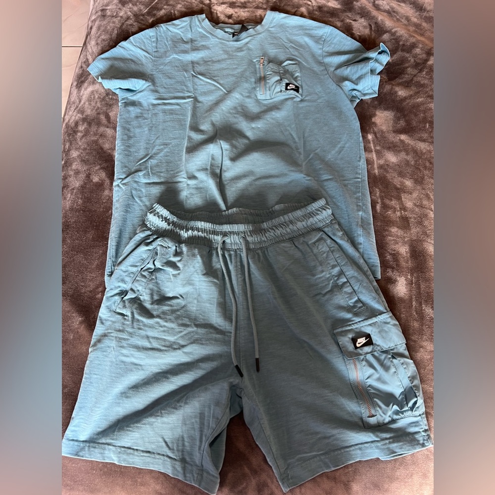 Nike club cargo shirt and short set men’s